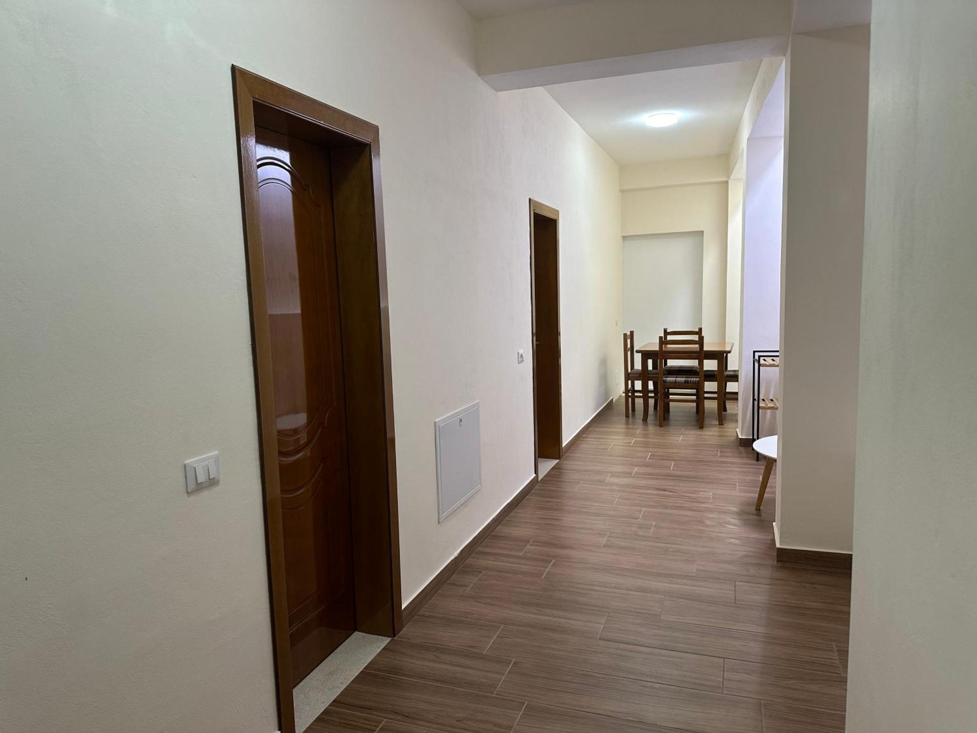 Guni Inn Krujë Buitenkant foto