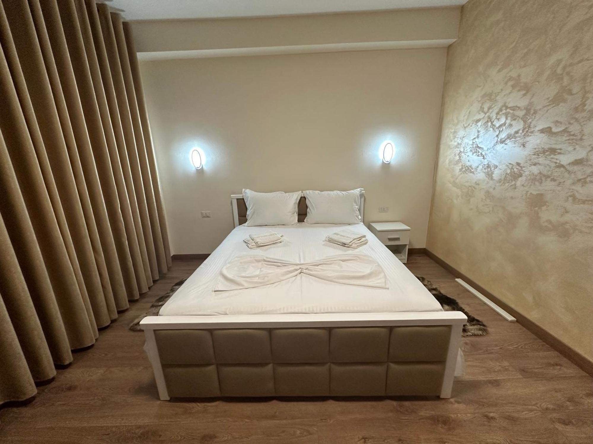 Guni Inn Krujë Buitenkant foto